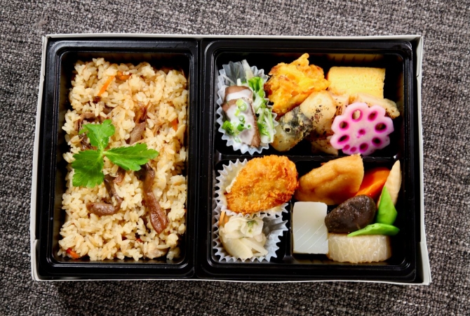 かしわと木の子の炊き込みご飯の画像2