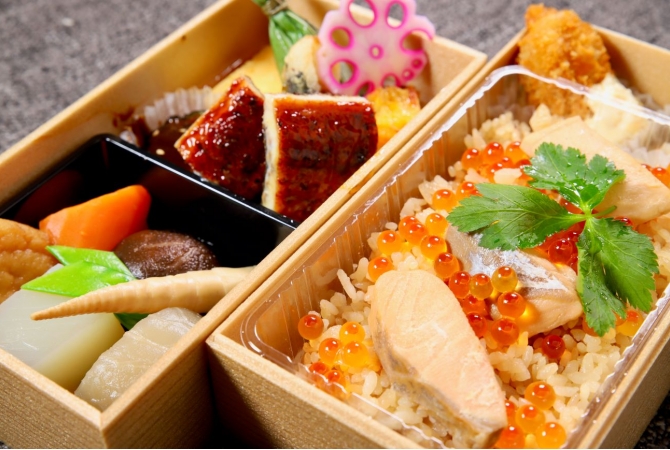 はらこ飯と鰻蒲焼き(二段重)の画像3