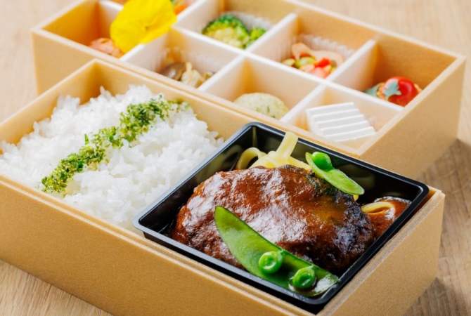 仙台牛の煮込みハンバーグ(二段重）の画像3